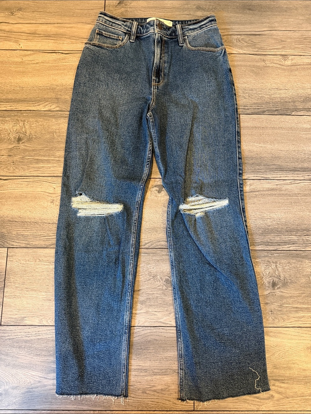 Hollister High-Rise Distressed Straight-Leg Jeans - Dark Blue